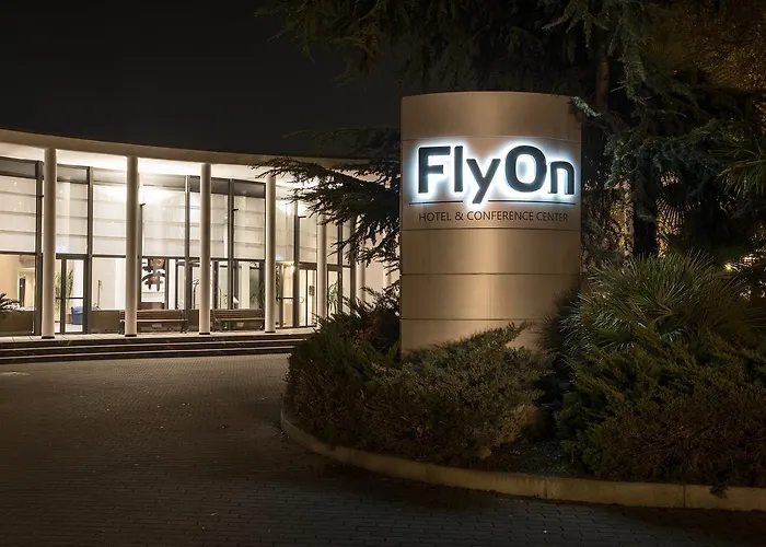 Flyon Hotel & Conference Center Bologna